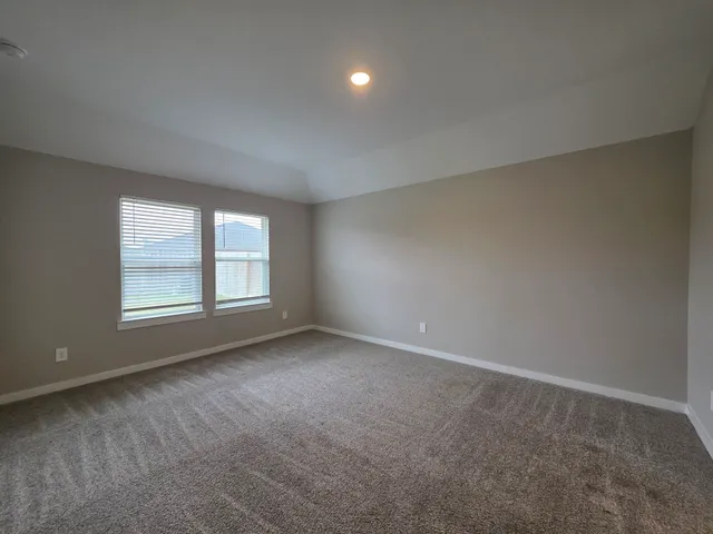 $2,195 | 1131 Hughes Crossing Drive, Rosharon, TX 77583