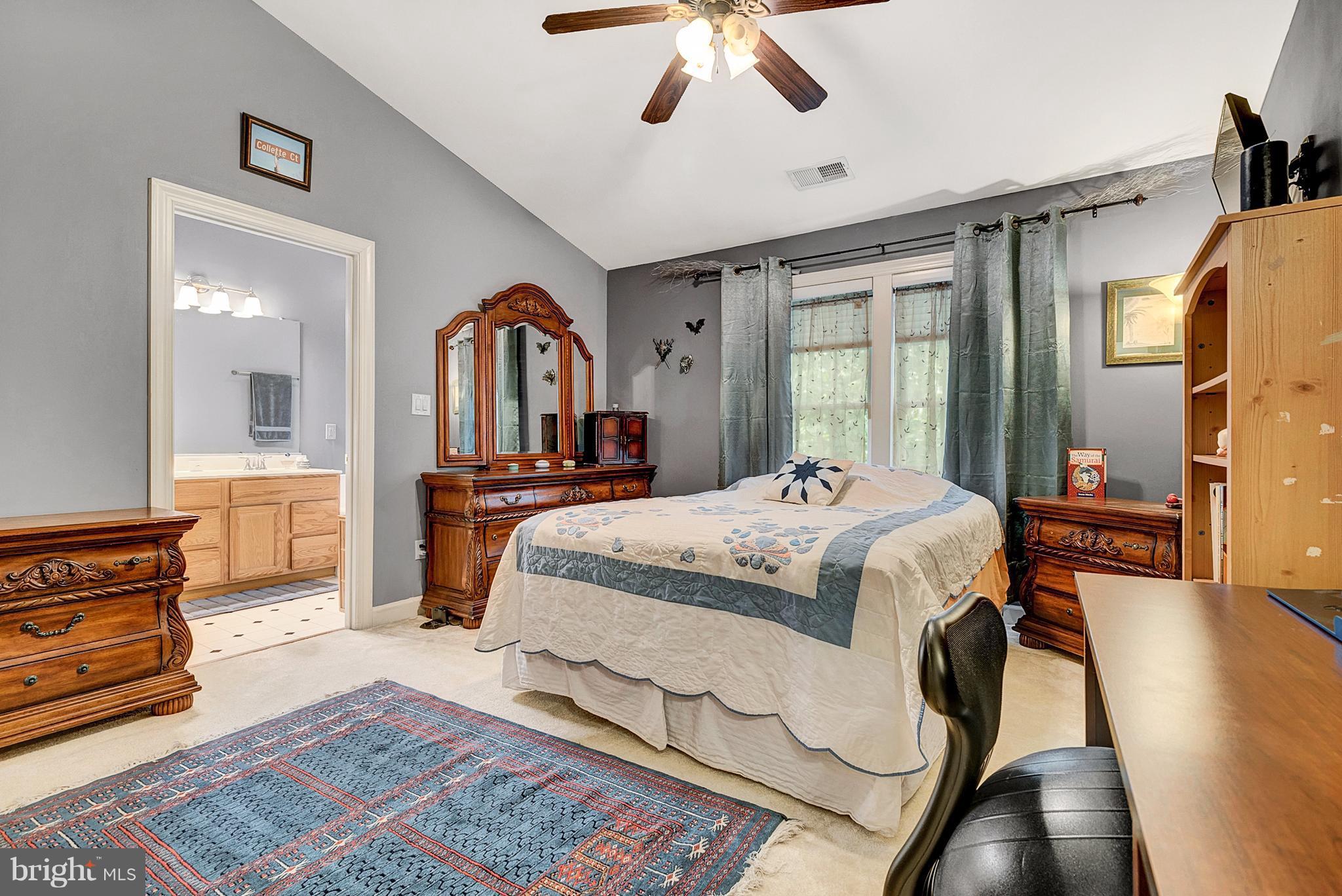 6649 Debra Lu Way Springfield, VA 22150 - Photo 10 of 22 Bedroom (Master)
