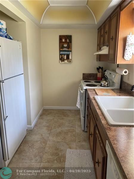 175 Southeast St Lucie Boulevard, Unit H207 Stuart, FL 34996 - Photo 6 of 7