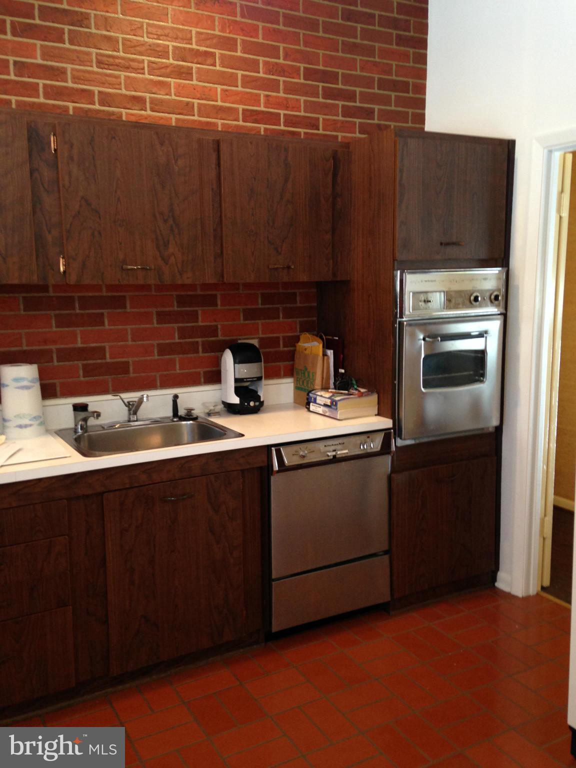 7406 Prince George Road Baltimore, MD 21208 - Photo 5 of 13 Kitchen