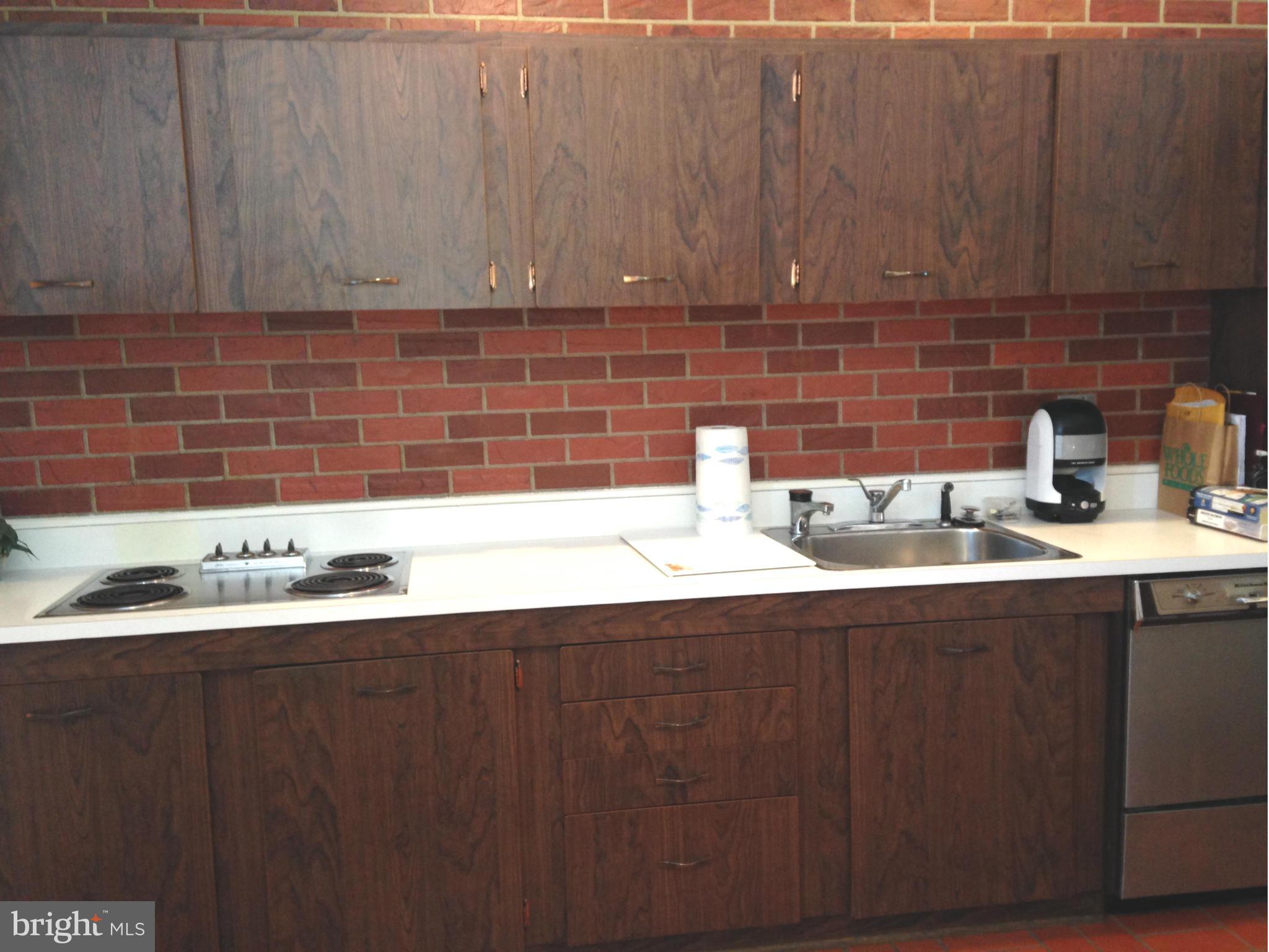 7406 Prince George Road Baltimore, MD 21208 - Photo 7 of 13 Kitchen