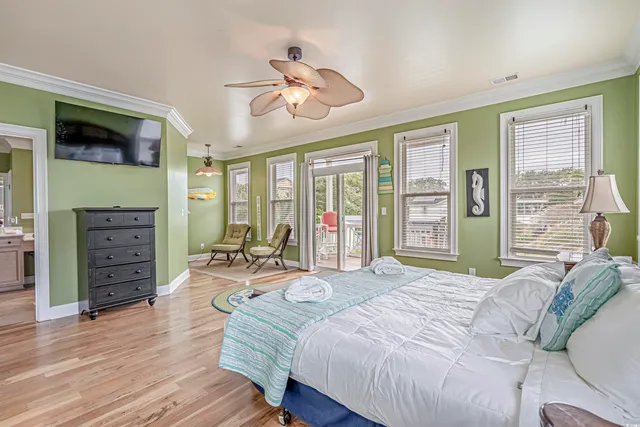 $1,165,000 | 827 North Waccamaw Drive, Murrells Inlet, SC 29576