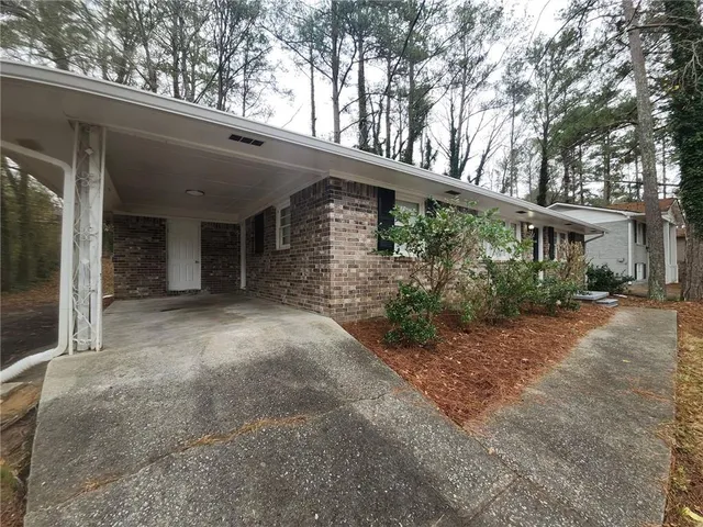$1,495 | 2916 Carriage Lane, Atlanta, GA 30349