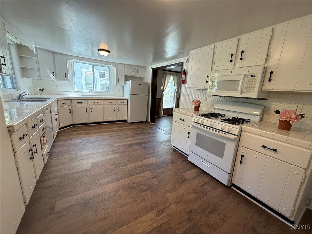 116 Phelps Street Watertown, NY 13601 - Photo 11 of 26