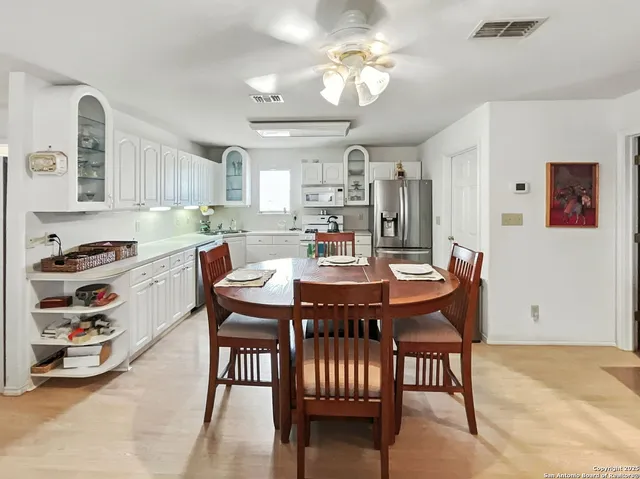 $375,000 | 214 Star Lane, Pipe Creek, TX 78063