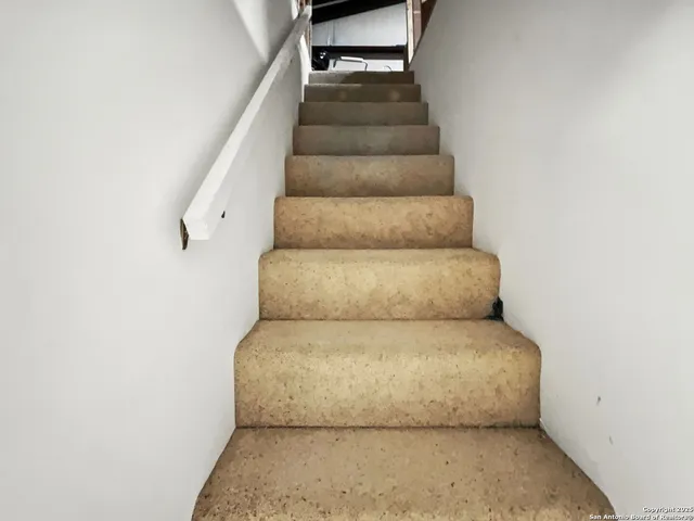 $375,000 | 214 Star Lane, Pipe Creek, TX 78063