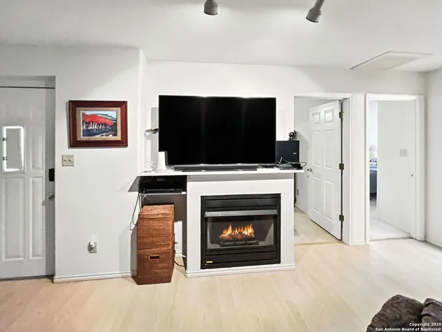 $375,000 | 214 Star Lane, Pipe Creek, TX 78063