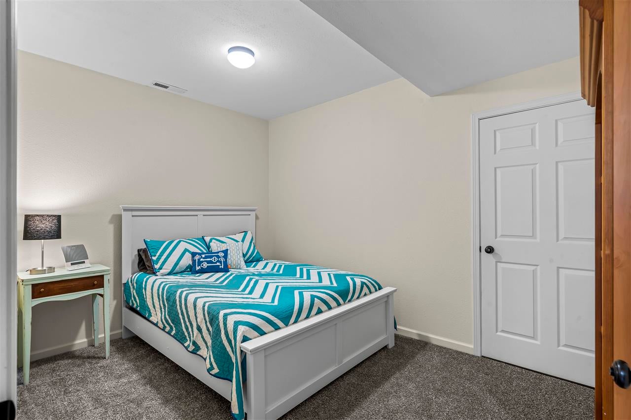 6613 Hoover Trail Road Southwest Cedar Rapids, IA 52404 - Photo 41 of 45 Gallery Image 41