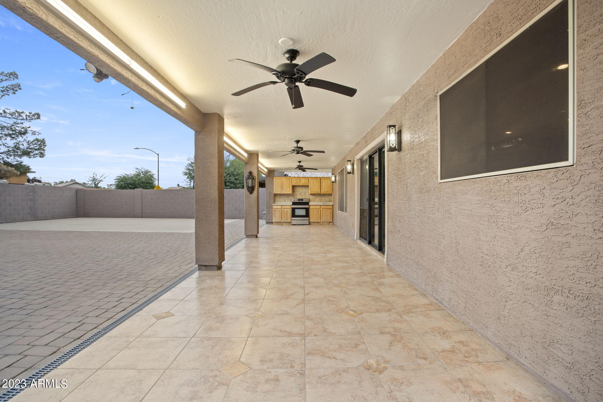 7775 North 52nd Drive Glendale, AZ 85301 - Photo 43 of 51 a view of a entryway