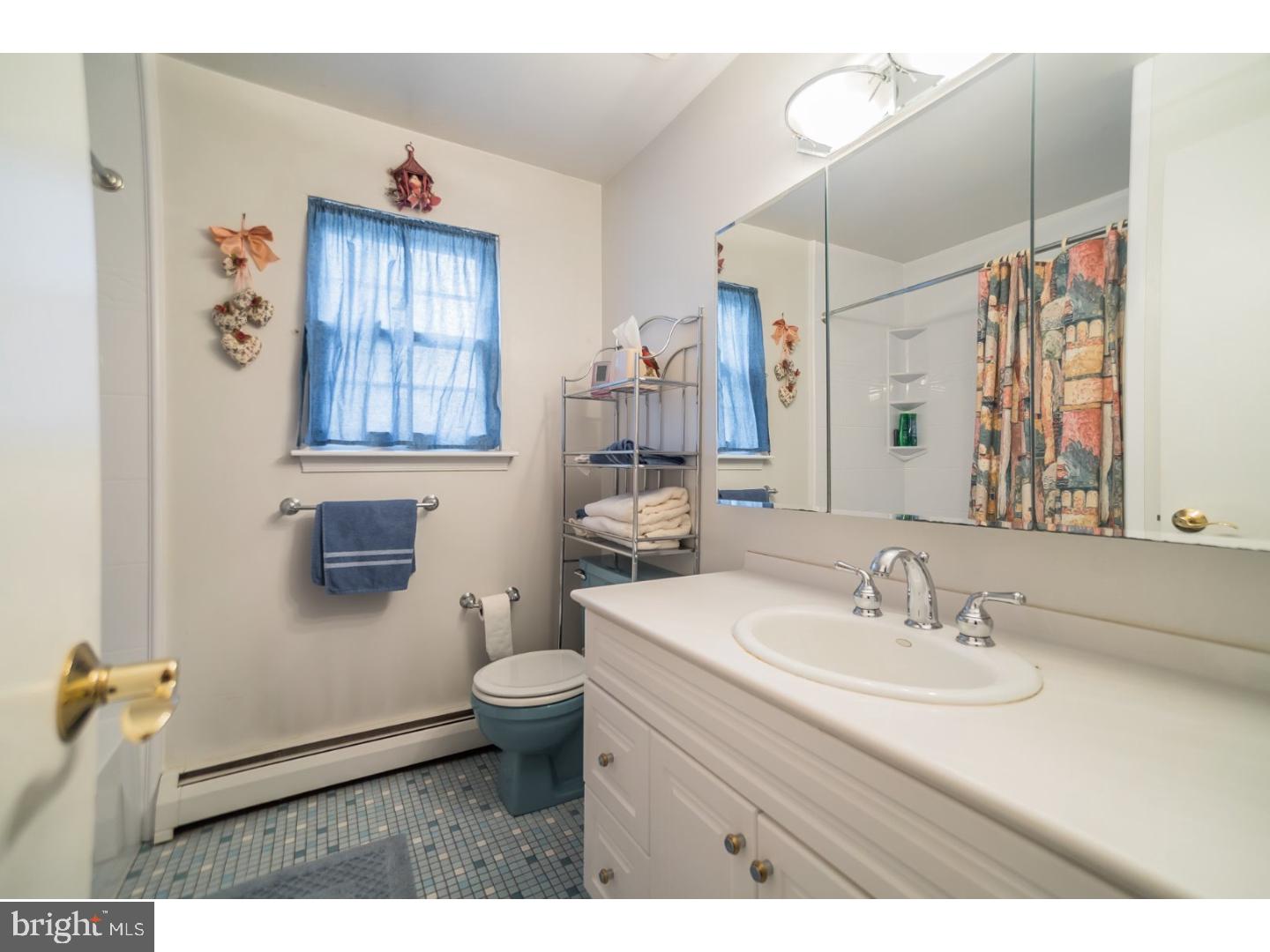 74 St Davids Road Springfield, PA 19064 - Photo 18 of 22 Bathroom