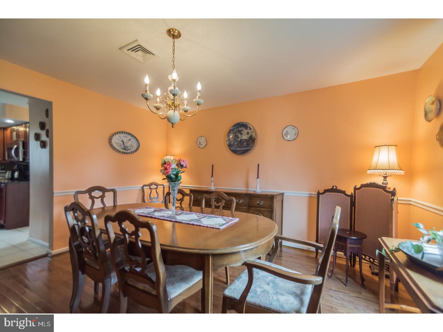 74 St Davids Road Springfield, PA 19064 - Photo 5 of 22 Dining Room