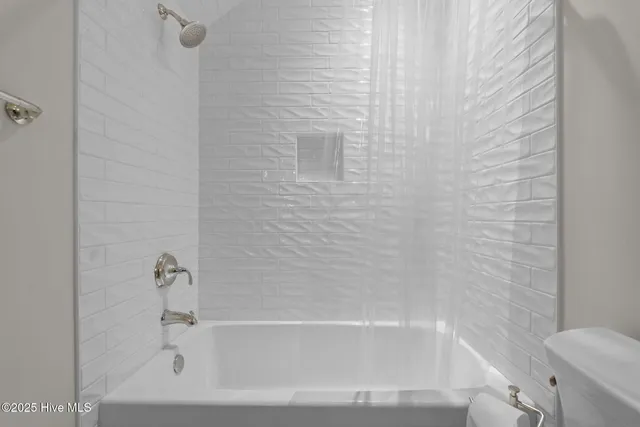 $1,225,000 | 30 Redtail Lane, Pinehurst, NC 28374