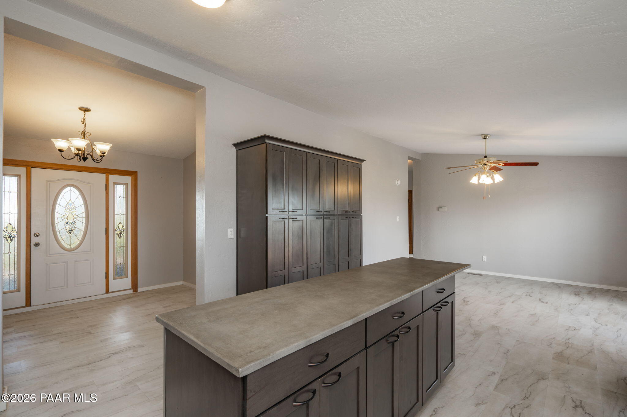 1450 Outer Loop Road Chino Valley, AZ 86323 - Photo 17 of 51 Kitchen / entry