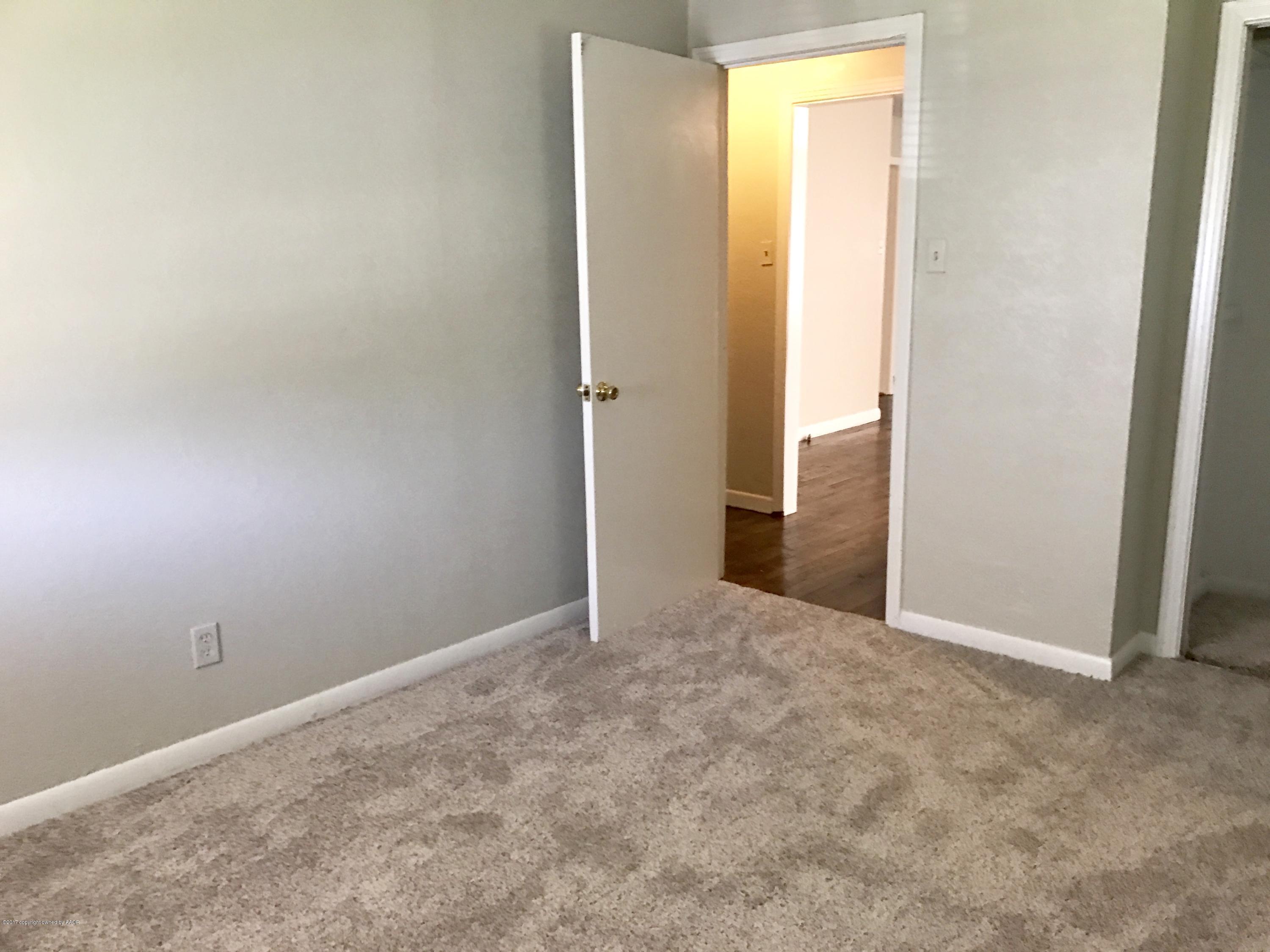 4414 Parker Street Amarillo, TX 79110 - Photo 12 of 21 Bedroom 2