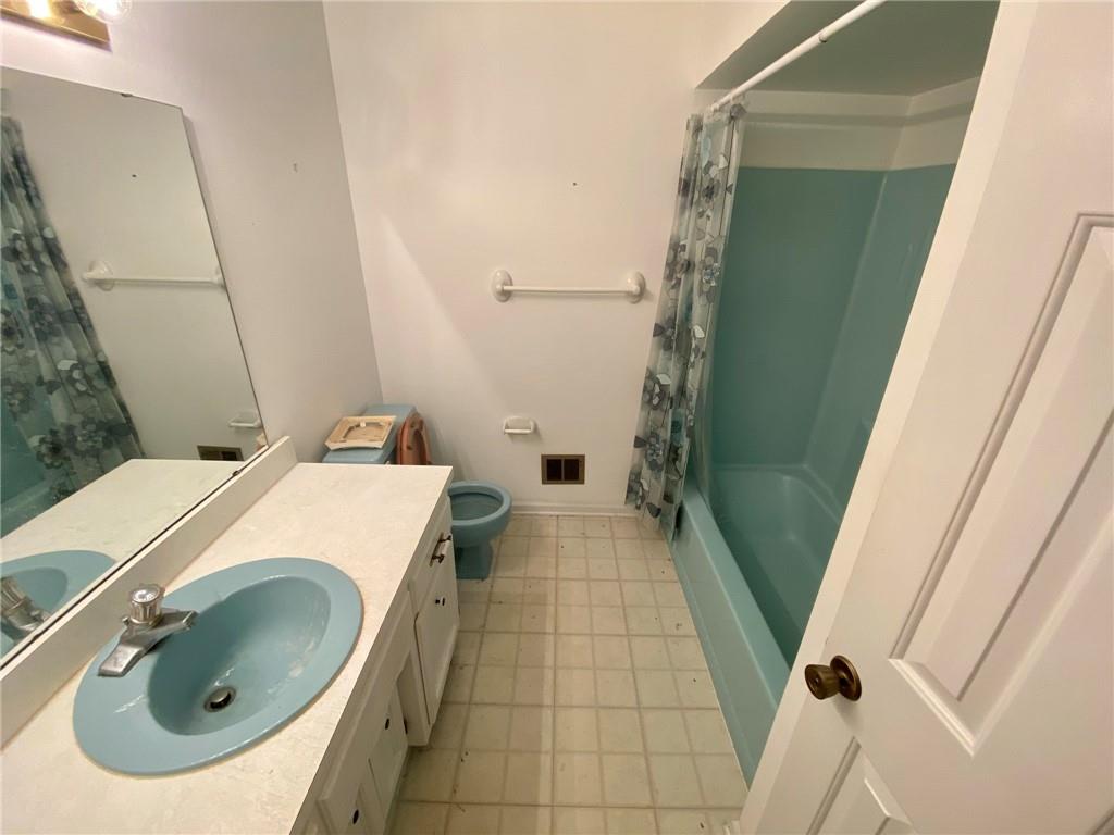 498 Ridge Road Greenwood, IN 46142 - Photo 16 of 18 Gallery Image 16