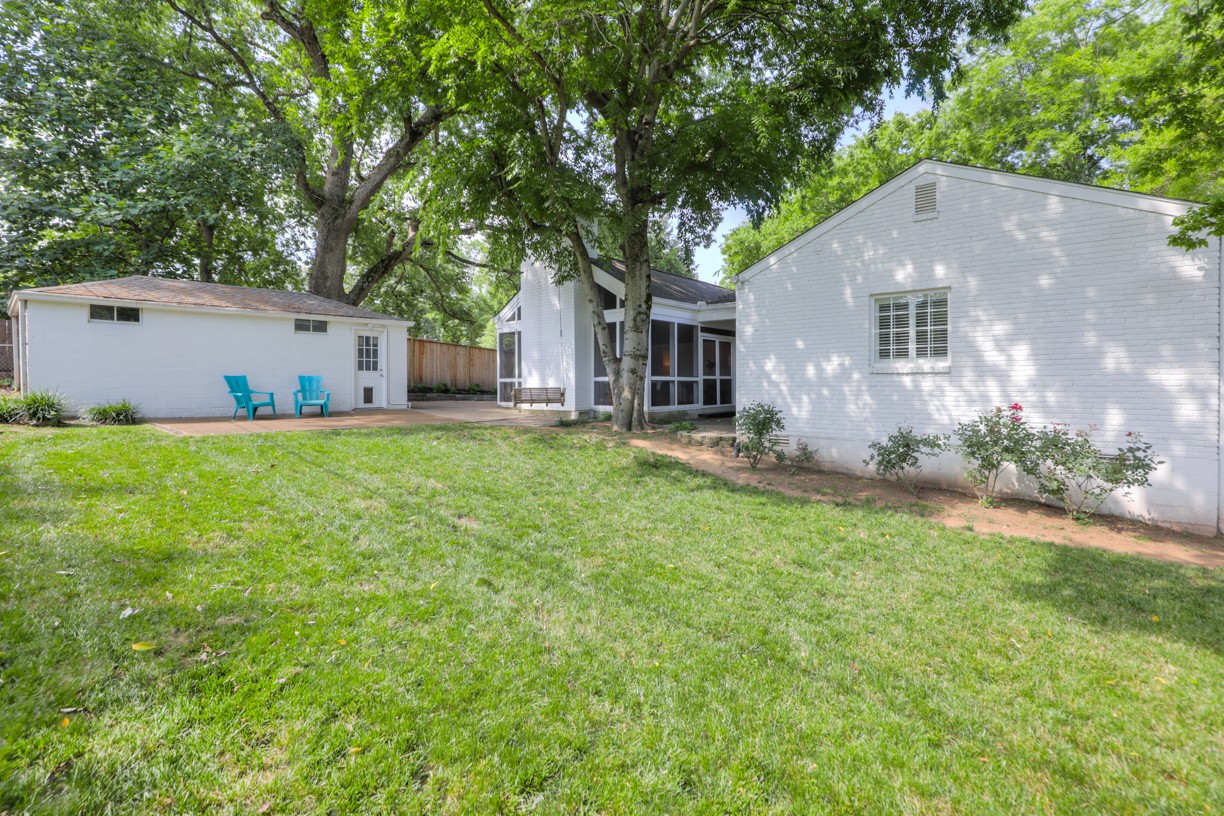 114 Mayfair Road Nashville, TN 37205 - Photo 32 of 36