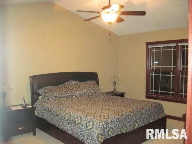 831 Fox Ridge Road Eldridge, IA 52748 - Photo 6 of 12 Gallery Image 6