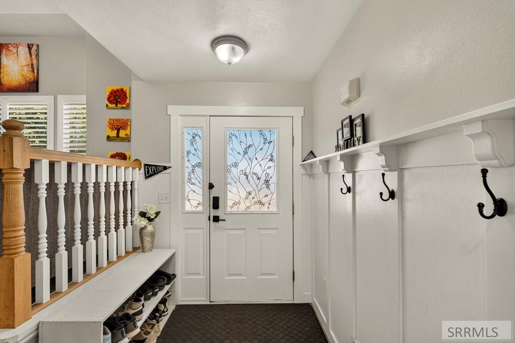 323 Jacob Street Chubbuck, ID 83202 - Photo 5 of 37