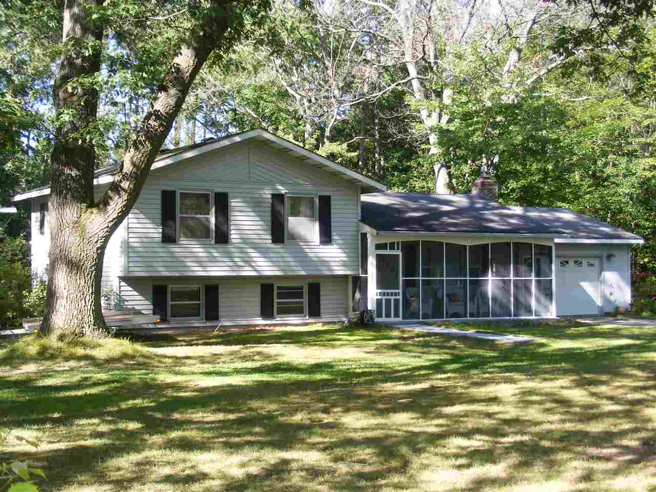 11425 East 34 Road Cadillac, MI 49601 - Photo 1 of 42 1866653.JPG