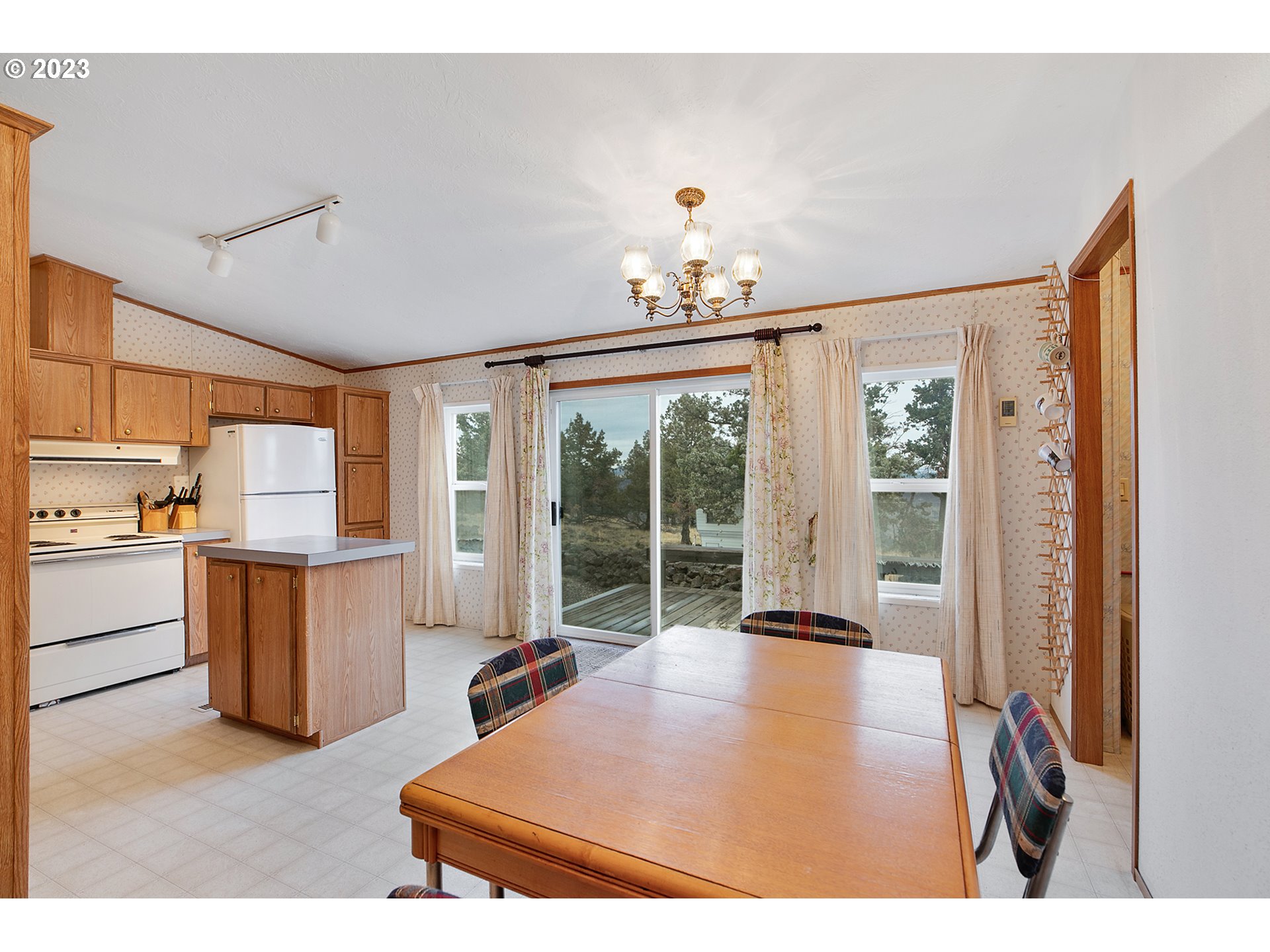 6632 Southwest Shad Road Terrebonne, OR 97760 - Photo 16 of 42 Gallery Image 16