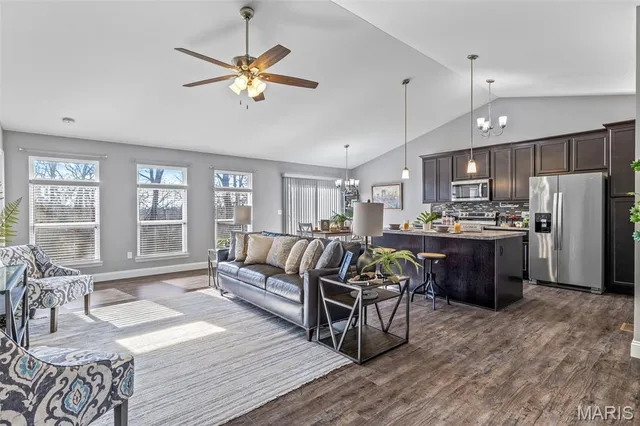 $299,900 | 1957 Masters Drive, Festus, MO 63028