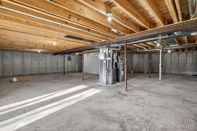 $299,900 | 1957 Masters Drive, Festus, MO 63028