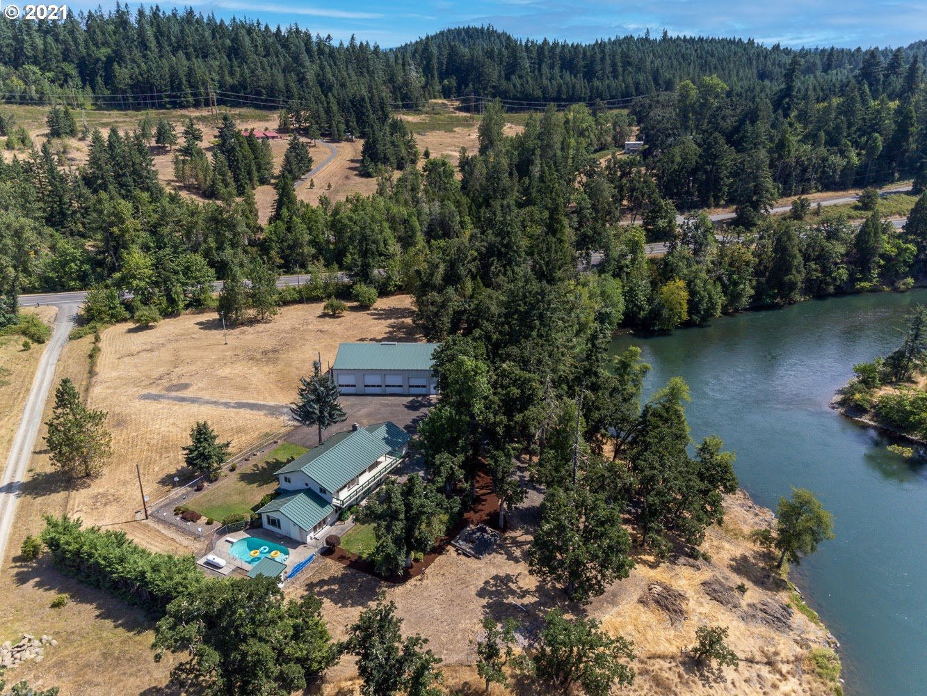 38670 Pengra Road Fall Creek, OR 97438 - Photo 2 of 28