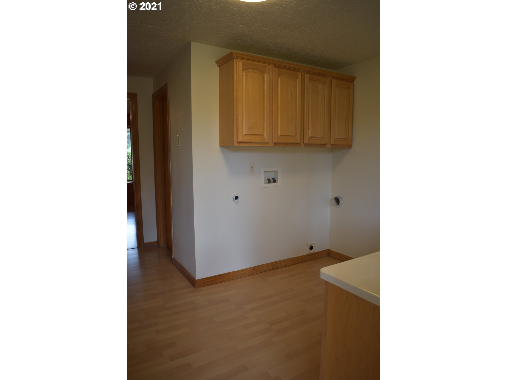 38670 Pengra Road Fall Creek, OR 97438 - Photo 17 of 28