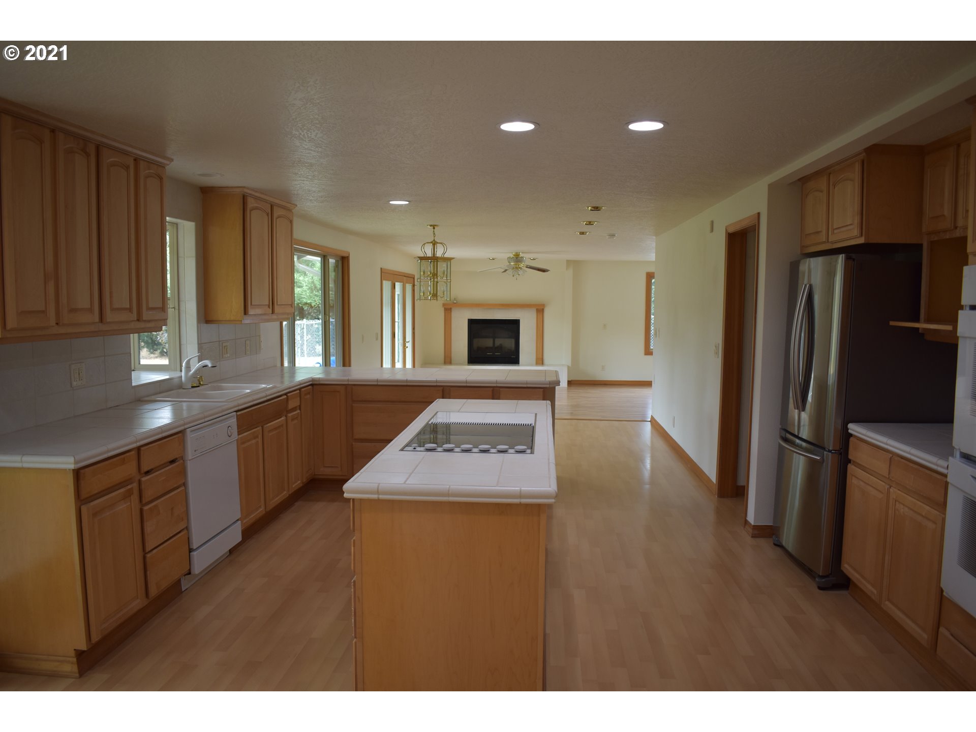 38670 Pengra Road Fall Creek, OR 97438 - Photo 18 of 28