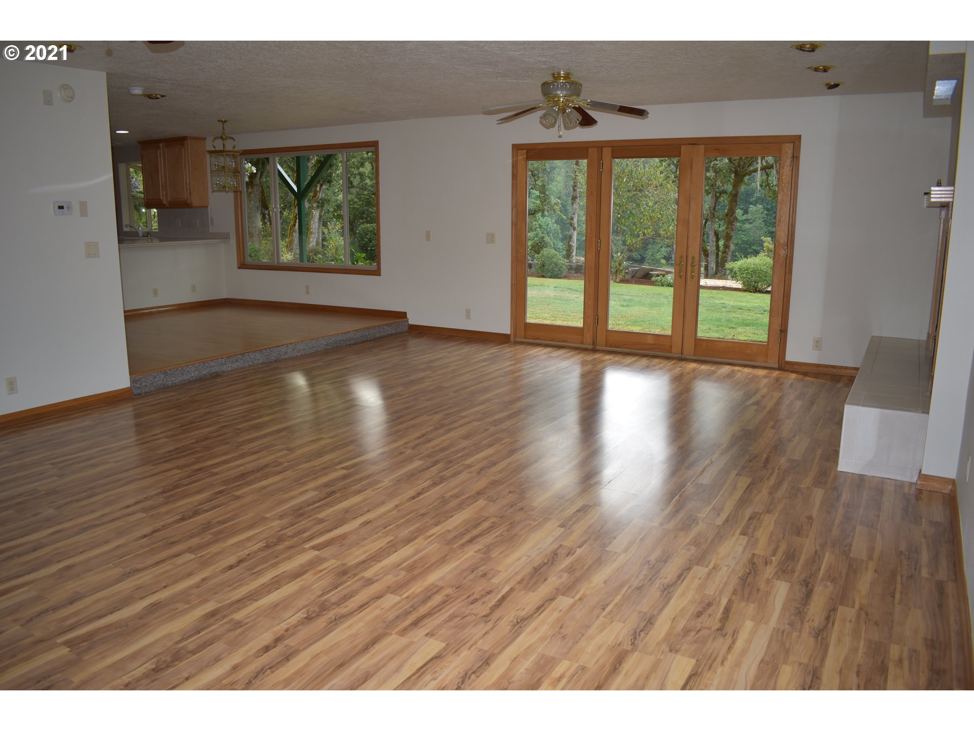 38670 Pengra Road Fall Creek, OR 97438 - Photo 20 of 28