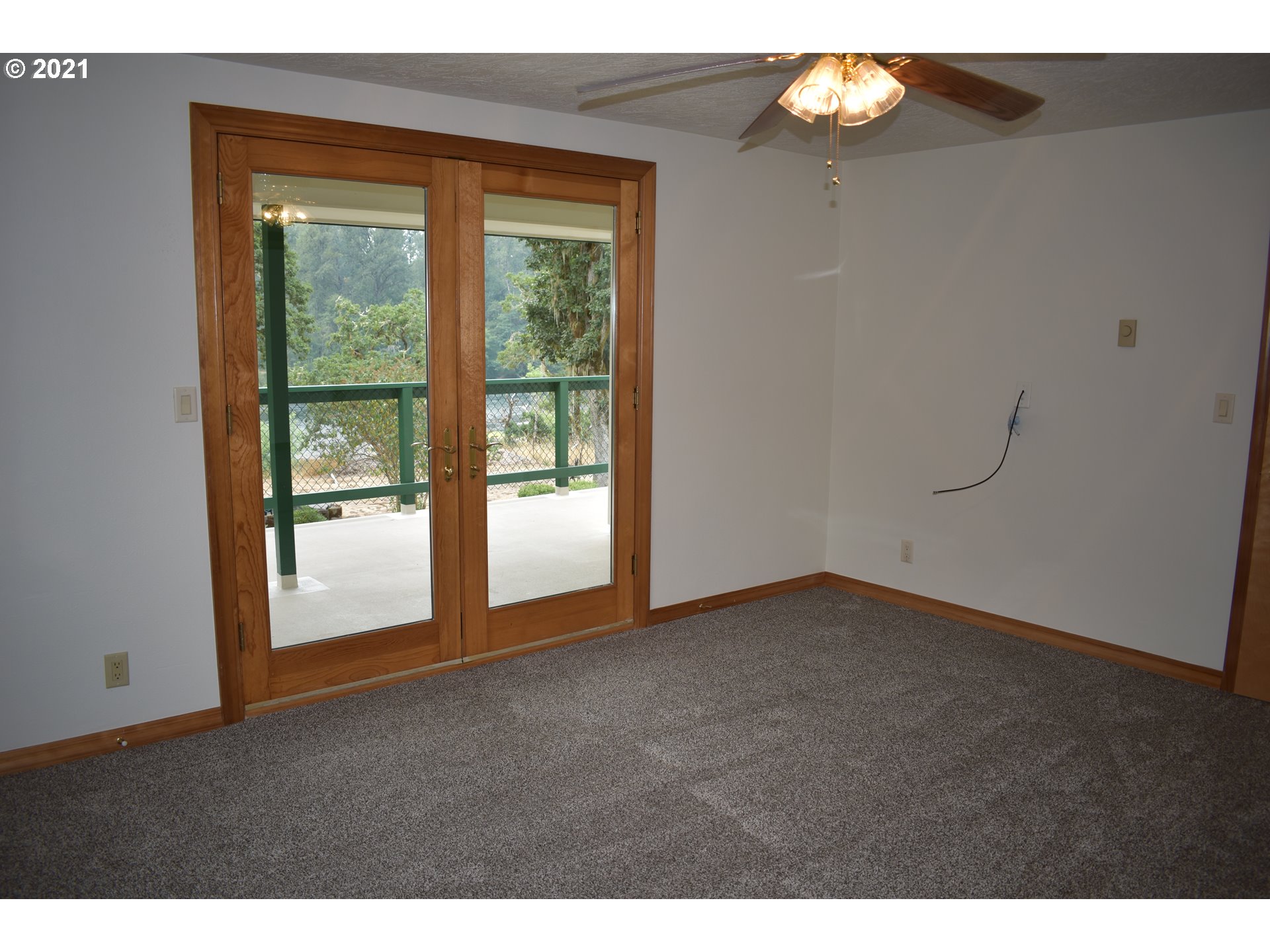 38670 Pengra Road Fall Creek, OR 97438 - Photo 25 of 28