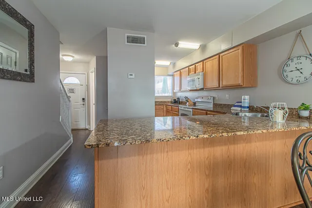 $164,000 | 1664 Beach Boulevard, Unit 63, Biloxi, MS 39531