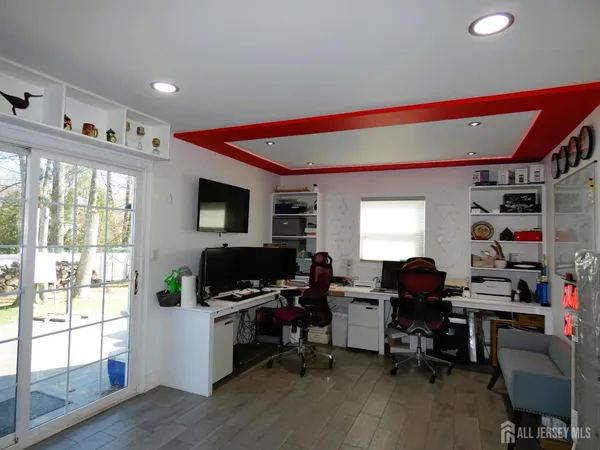 $789,000 | 10 Falcon Drive, Edison, NJ 08820