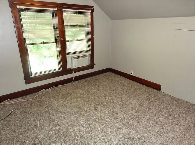 $120,000 | 1915 South Broadway Street, Pittsburg, KS 66762