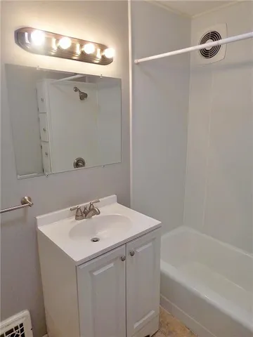 $120,000 | 1915 South Broadway Street, Pittsburg, KS 66762