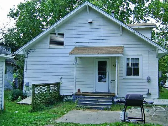 $120,000 | 1915 South Broadway Street, Pittsburg, KS 66762