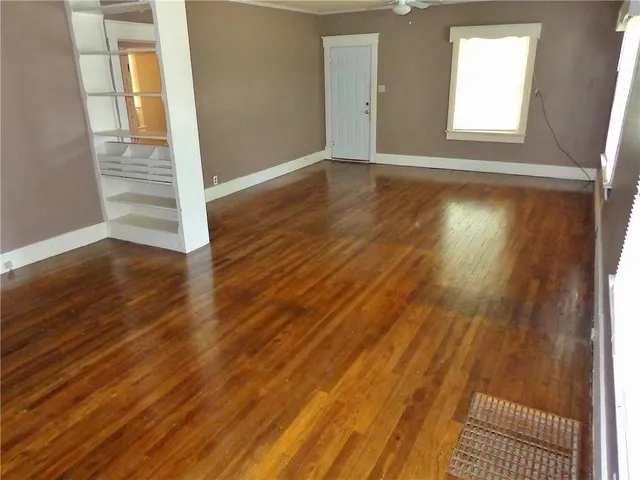 $120,000 | 1915 South Broadway Street, Pittsburg, KS 66762