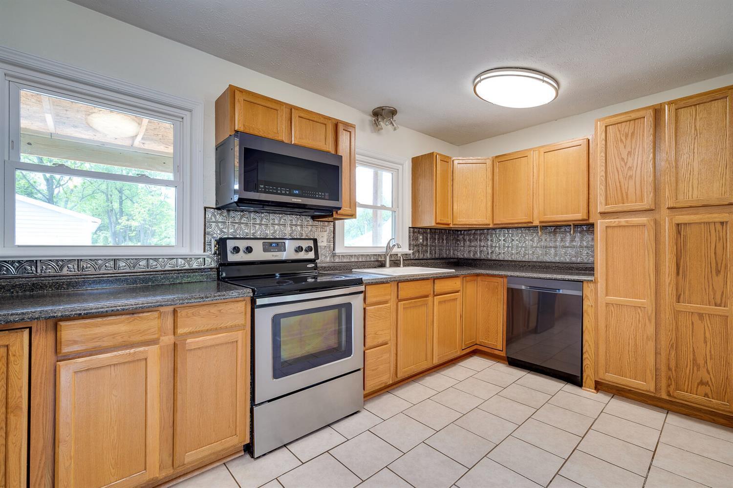 143 Grange Hall Road Beavercreek, OH 45430 - Photo 10 of 47