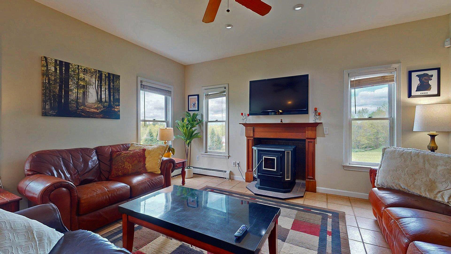 647 Poker Hill Road Underhill, VT 05489 - Photo 7 of 60