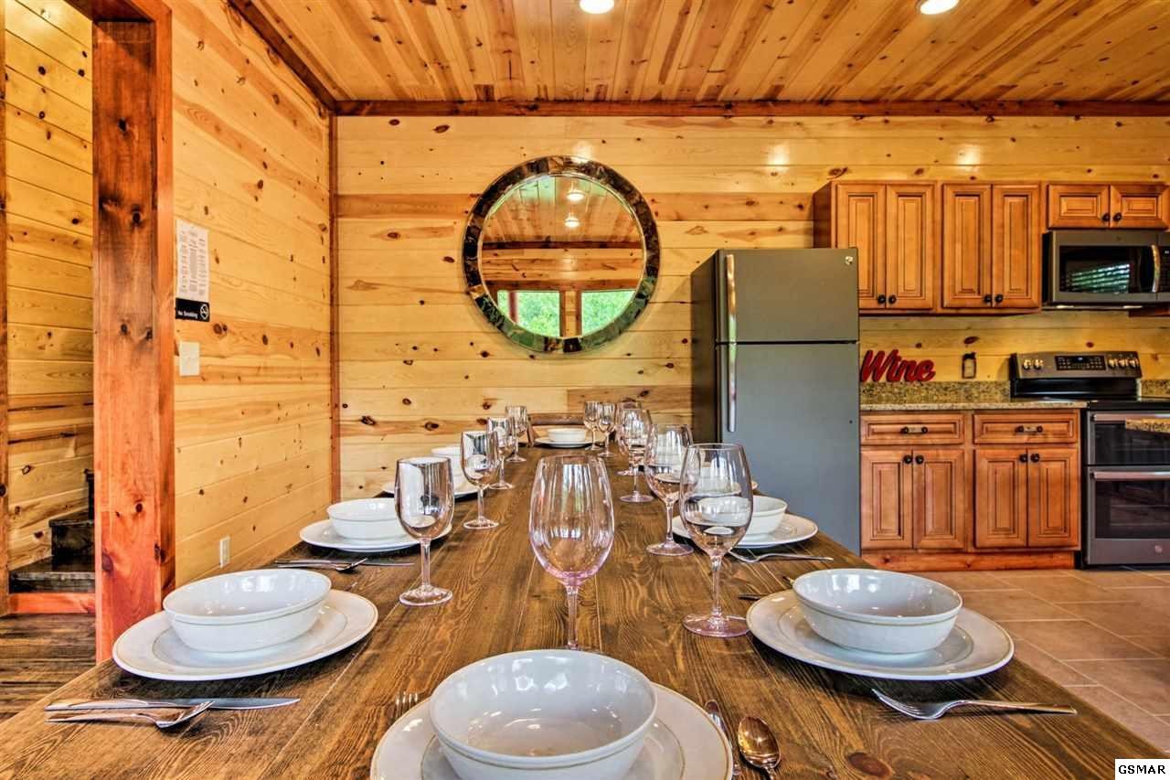 3242 Smoky Ridge Way Sevierville, TN 37862 - Photo 6 of 36 Gallery Image 6