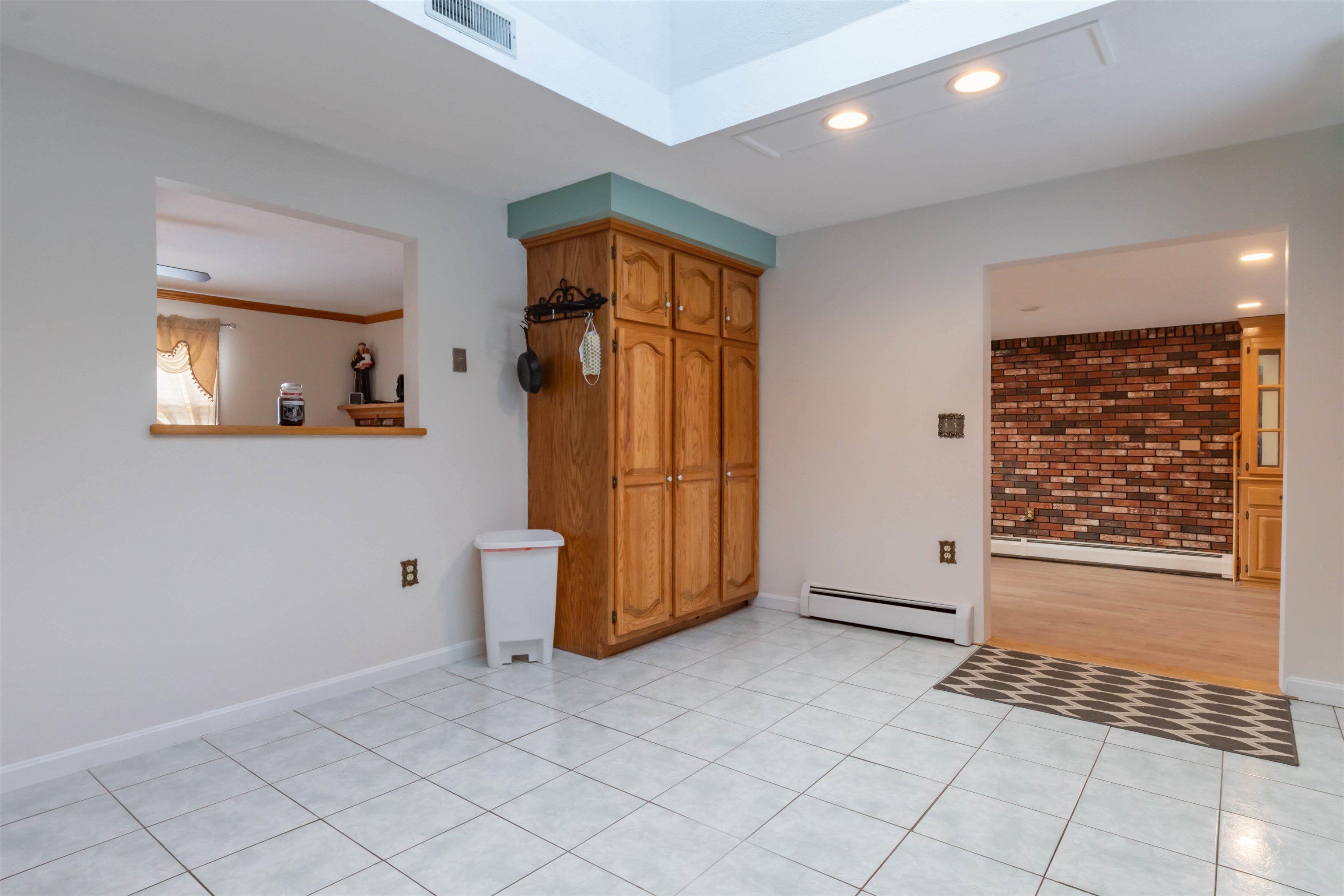 12 Dracut Road Hudson, NH 03051 - Photo 12 of 58