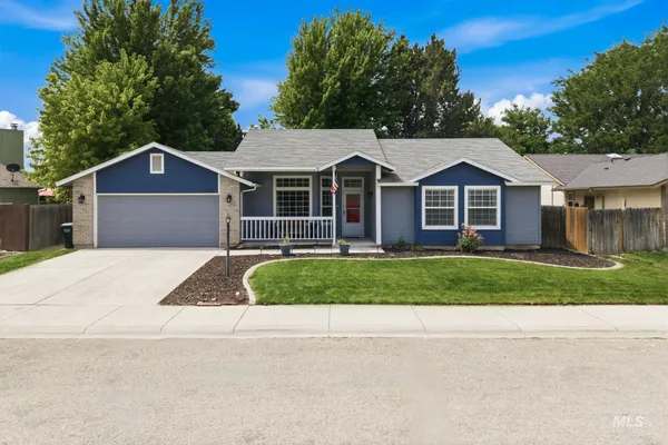 $419,900 | 705 North Abernathy Way, Meridian, ID 83642