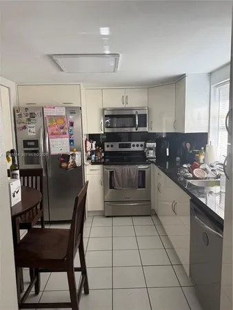 $2,100 | 4832 Southwest 152nd Court, Unit G34, Miami, FL 33185