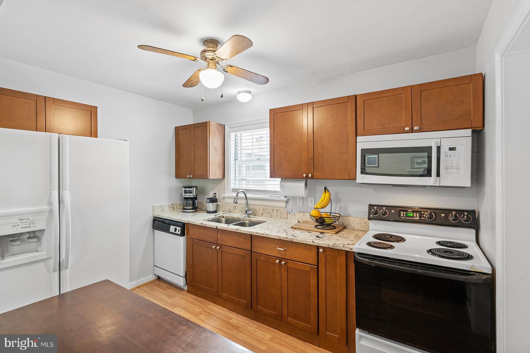 8906 Mapleton Road Henrico, VA 23229 - Photo 14 of 32 Gallery Image 14