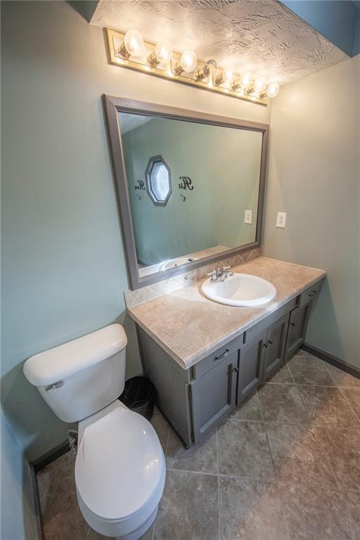 101 West Falcon Run Pendleton, IN 46064 - Photo 18 of 30 Gallery Image 18