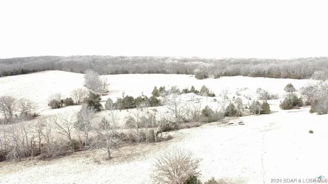 $1,496,880 | 40773 Waisner Avenue, Edwards, MO 65326