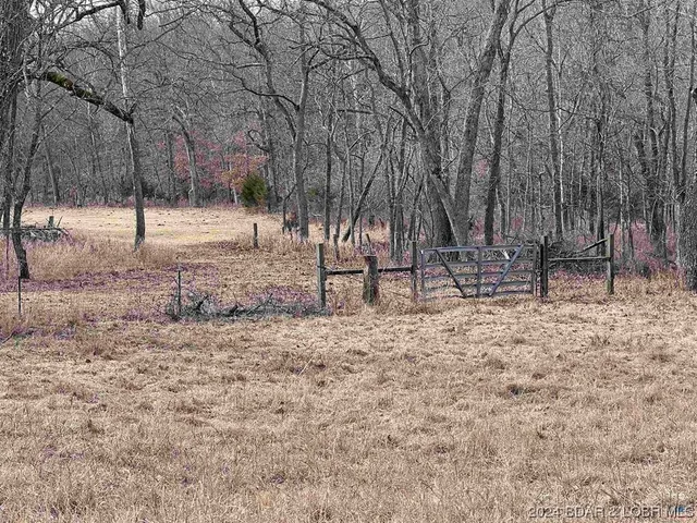 $1,496,880 | 40773 Waisner Avenue, Edwards, MO 65326