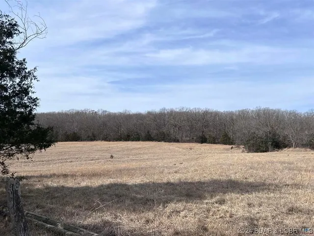 $1,496,880 | 40773 Waisner Avenue, Edwards, MO 65326