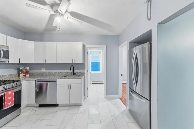 $2,400 | 108 Waterman Avenue, Unit 1, East Providence, RI 02914