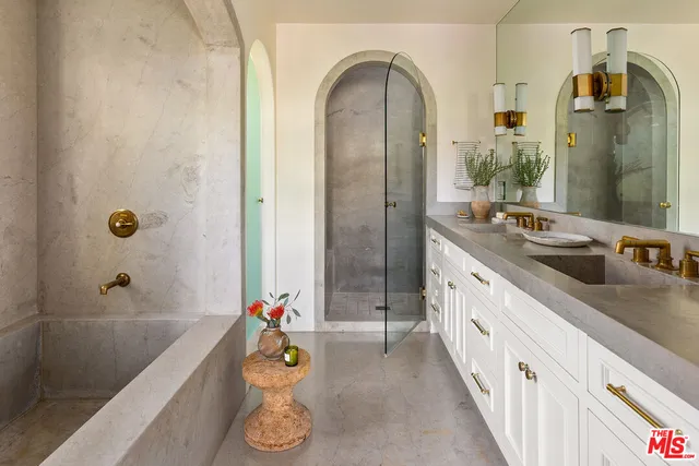 $3,995,000 | 1982 North Normandie Avenue, Los Angeles, CA 90027